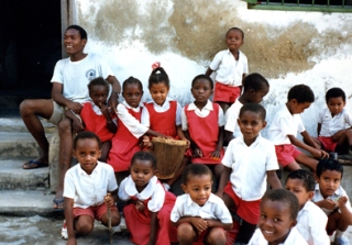 Escolares en Zanzíbar